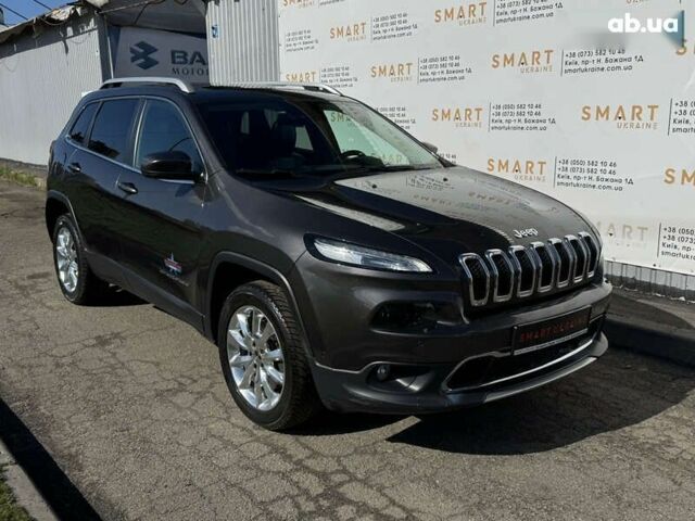 Джип Чероки, объемом двигателя 2 л и пробегом 150 тыс. км за 16750 $, фото 1 на Automoto.ua