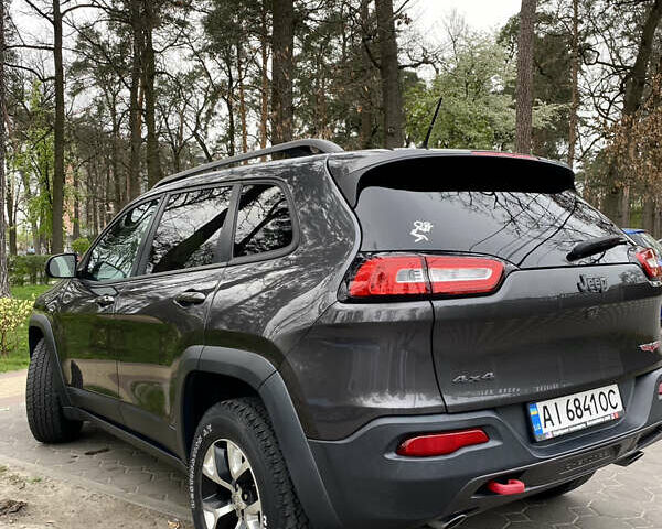 Джип Cherokee, об'ємом двигуна 3.24 л та пробігом 146 тис. км за 17700 $, фото 1 на Automoto.ua