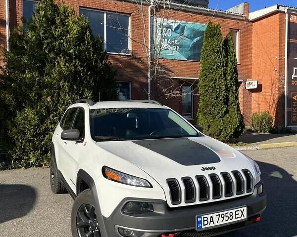 Джип Cherokee, об'ємом двигуна 3.24 л та пробігом 148 тис. км за 16500 $, фото 1 на Automoto.ua