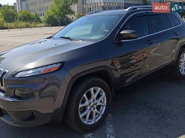 Джип Чероки, объемом двигателя 2.36 л и пробегом 169 тыс. км за 16250 $, фото 1 на Automoto.ua