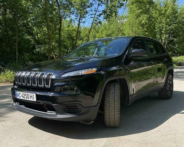 Джип Cherokee, об'ємом двигуна 2.36 л та пробігом 130 тис. км за 13450 $, фото 1 на Automoto.ua