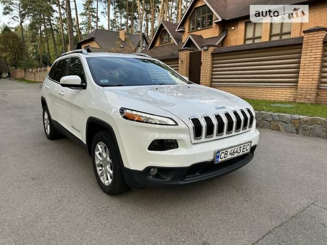 Джип Cherokee, об'ємом двигуна 3.24 л та пробігом 135 тис. км за 15900 $, фото 1 на Automoto.ua