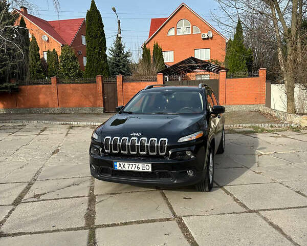 Джип Cherokee, об'ємом двигуна 2.36 л та пробігом 182 тис. км за 14450 $, фото 1 на Automoto.ua