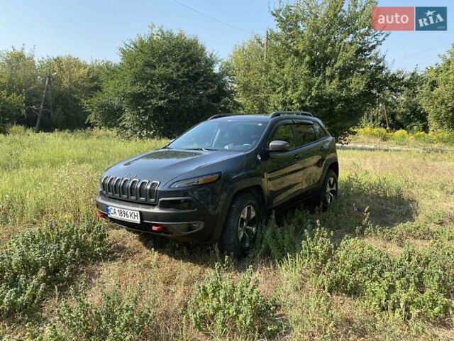 Джип Чероки, объемом двигателя 2.36 л и пробегом 196 тыс. км за 16500 $, фото 1 на Automoto.ua
