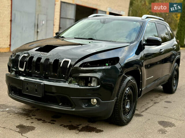 Джип Чероки, объемом двигателя 2.4 л и пробегом 215 тыс. км за 9000 $, фото 1 на Automoto.ua