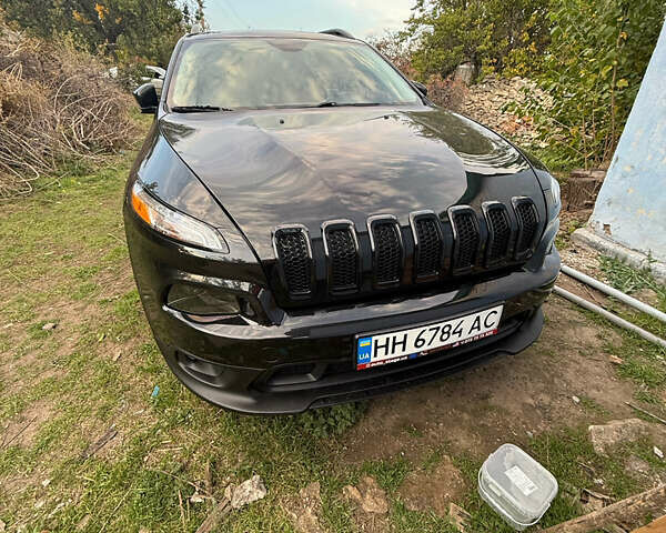 Джип Чероки, объемом двигателя 2.36 л и пробегом 220 тыс. км за 13000 $, фото 1 на Automoto.ua