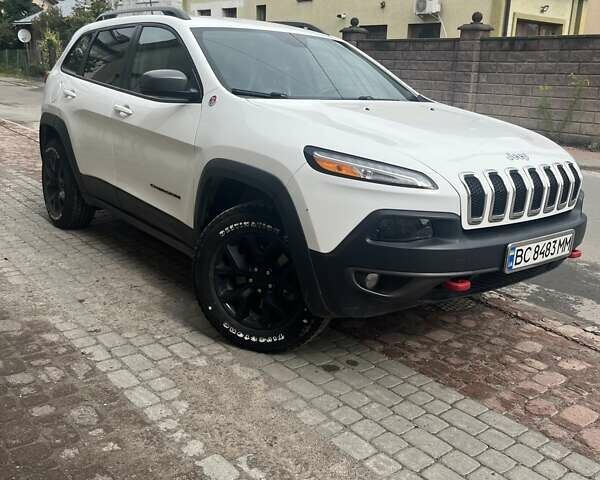 Джип Чероки, объемом двигателя 3.2 л и пробегом 70 тыс. км за 17400 $, фото 1 на Automoto.ua