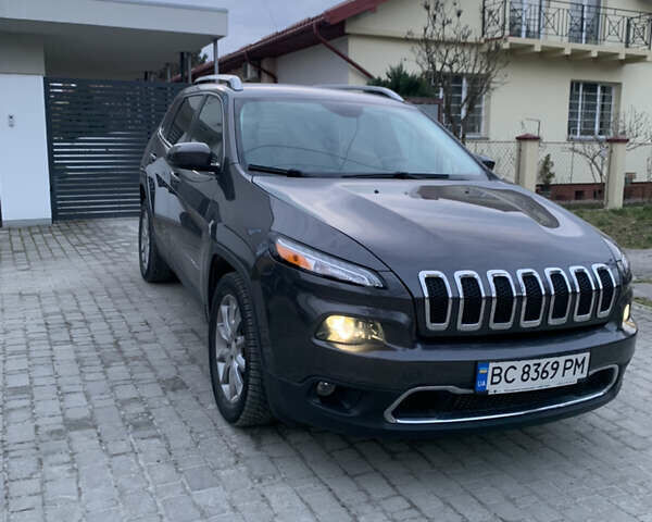 Джип Cherokee, об'ємом двигуна 2.36 л та пробігом 128 тис. км за 16300 $, фото 1 на Automoto.ua