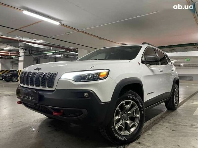 Джип Чероки, объемом двигателя 3.2 л и пробегом 3 тыс. км за 31400 $, фото 1 на Automoto.ua