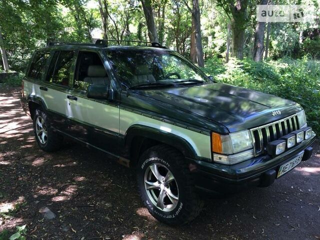 Джип Cherokee, об'ємом двигуна 5.2 л та пробігом 237 тис. км за 3800 $, фото 1 на Automoto.ua