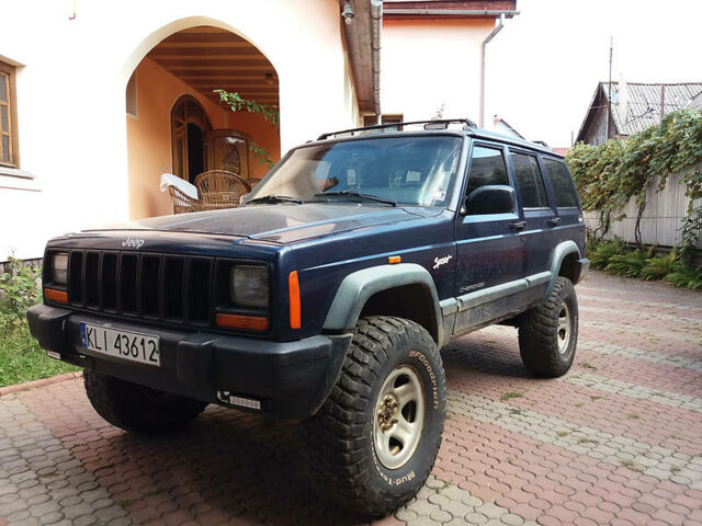 Джип Cherokee, об'ємом двигуна 2.5 л та пробігом 200 тис. км за 4000 $, фото 1 на Automoto.ua