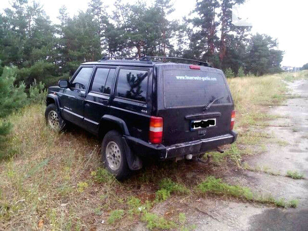 Джип Cherokee, об'ємом двигуна 2.5 л та пробігом 160 тис. км за 2500 $, фото 1 на Automoto.ua