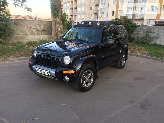 Джип Cherokee, об'ємом двигуна 3.7 л та пробігом 170 тис. км за 8900 $, фото 1 на Automoto.ua