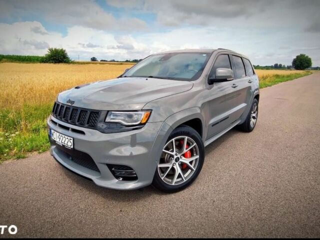 Сірий Джип Cherokee, об'ємом двигуна 0 л та пробігом 97 тис. км за 68820 $, фото 1 на Automoto.ua