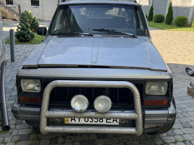 Сірий Джип Cherokee, об'ємом двигуна 2.1 л та пробігом 370 тис. км за 2200 $, фото 1 на Automoto.ua