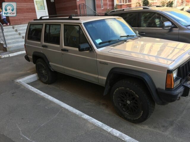 Сірий Джип Cherokee, об'ємом двигуна 2.5 л та пробігом 500 тис. км за 3500 $, фото 1 на Automoto.ua