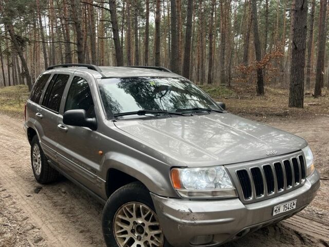 Серый Джип Чероки, объемом двигателя 0 л и пробегом 210 тыс. км за 3800 $, фото 1 на Automoto.ua