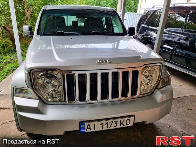 Сірий Джип Cherokee, об'ємом двигуна 2.8 л та пробігом 135 тис. км за 11500 $, фото 1 на Automoto.ua