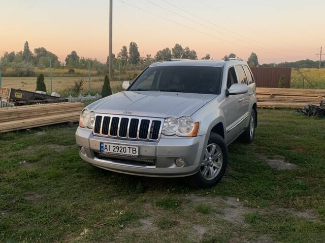 Серый Джип Чероки, объемом двигателя 3 л и пробегом 345 тыс. км за 10500 $, фото 1 на Automoto.ua