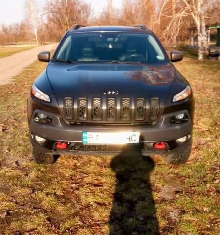 Сірий Джип Cherokee, об'ємом двигуна 2.4 л та пробігом 205 тис. км за 11700 $, фото 1 на Automoto.ua