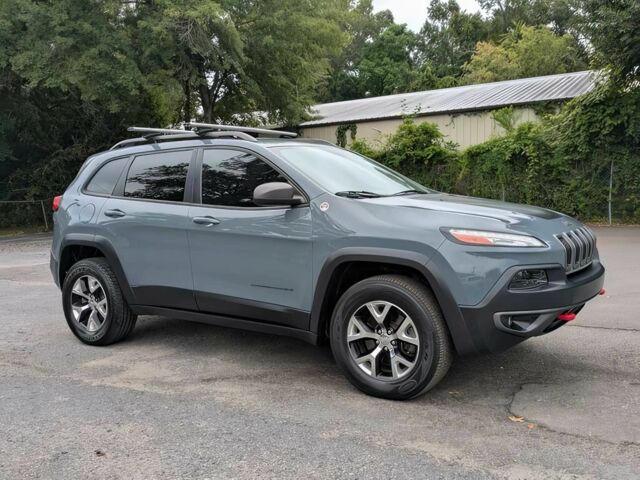 Сірий Джип Cherokee, об'ємом двигуна 2.4 л та пробігом 83 тис. км за 8400 $, фото 1 на Automoto.ua