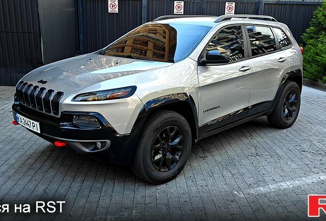 Джип Чероки 2014 в Харькове на Automoto.ua Серый Джип Чероки, объемом двигателя 3.2 л и пробегом 190 тыс. км за 13600 $, фото 1 на Automoto.ua