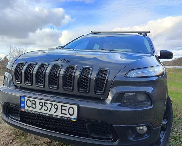 Сірий Джип Cherokee, об'ємом двигуна 2.36 л та пробігом 230 тис. км за 14200 $, фото 1 на Automoto.ua