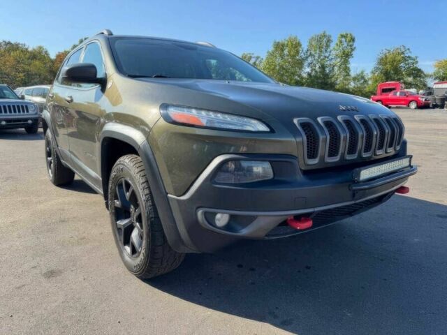 Сірий Джип Cherokee, об'ємом двигуна 2.4 л та пробігом 75 тис. км за 3250 $, фото 1 на Automoto.ua