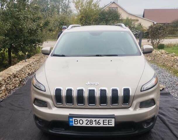 Сірий Джип Cherokee, об'ємом двигуна 2.36 л та пробігом 227 тис. км за 12500 $, фото 1 на Automoto.ua