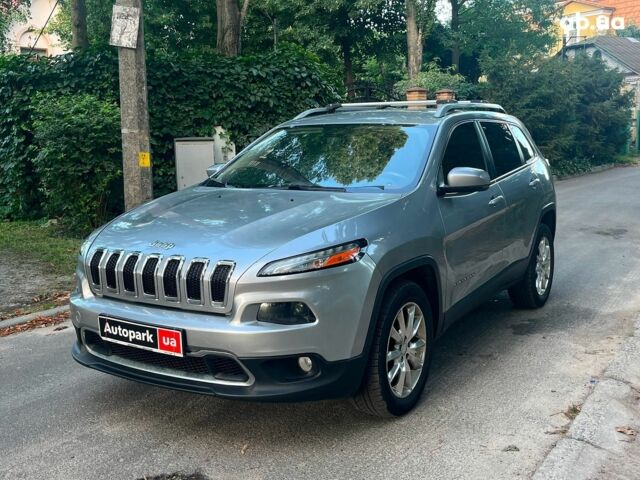 Сірий Джип Cherokee, об'ємом двигуна 3.2 л та пробігом 224 тис. км за 14490 $, фото 1 на Automoto.ua