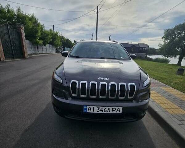 Серый Джип Чероки, объемом двигателя 3.24 л и пробегом 170 тыс. км за 13500 $, фото 1 на Automoto.ua