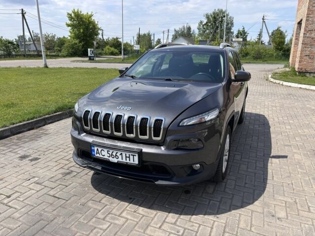 Сірий Джип Cherokee, об'ємом двигуна 2.2 л та пробігом 144 тис. км за 19000 $, фото 1 на Automoto.ua