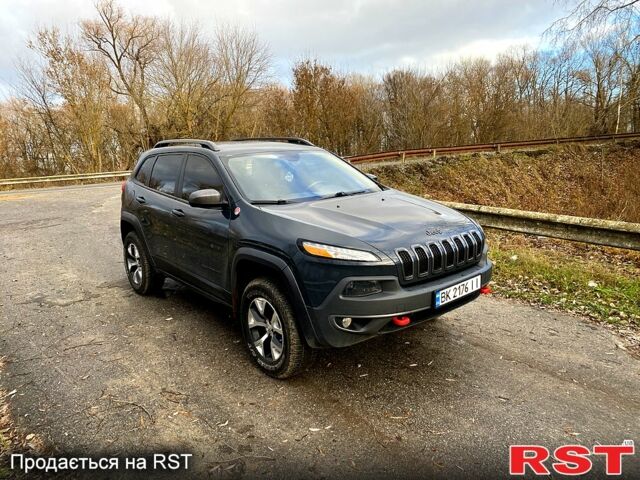 Сірий Джип Cherokee, об'ємом двигуна 2.4 л та пробігом 158 тис. км за 18500 $, фото 1 на Automoto.ua