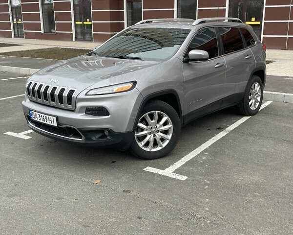 Сірий Джип Cherokee, об'ємом двигуна 2.36 л та пробігом 203 тис. км за 13600 $, фото 1 на Automoto.ua