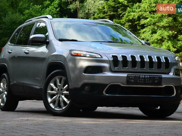 Сірий Джип Cherokee, об'ємом двигуна 2.4 л та пробігом 151 тис. км за 13350 $, фото 1 на Automoto.ua