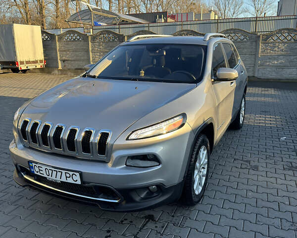 Сірий Джип Cherokee, об'ємом двигуна 2.36 л та пробігом 255 тис. км за 12500 $, фото 1 на Automoto.ua