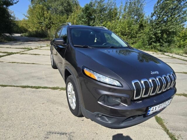 Сірий Джип Cherokee, об'ємом двигуна 3.2 л та пробігом 281 тис. км за 12500 $, фото 1 на Automoto.ua