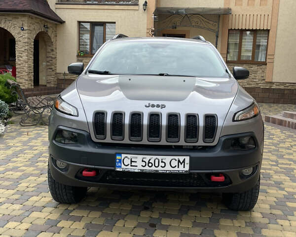 Сірий Джип Cherokee, об'ємом двигуна 3.24 л та пробігом 72 тис. км за 21000 $, фото 1 на Automoto.ua