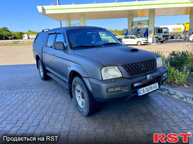 Сірий Джип Cherokee, об'ємом двигуна 3.2 л та пробігом 134 тис. км за 16800 $, фото 1 на Automoto.ua