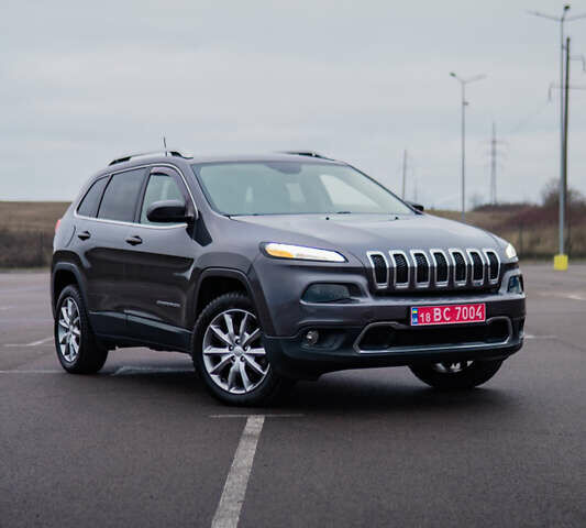 Серый Джип Чероки, объемом двигателя 2.4 л и пробегом 139 тыс. км за 12900 $, фото 1 на Automoto.ua