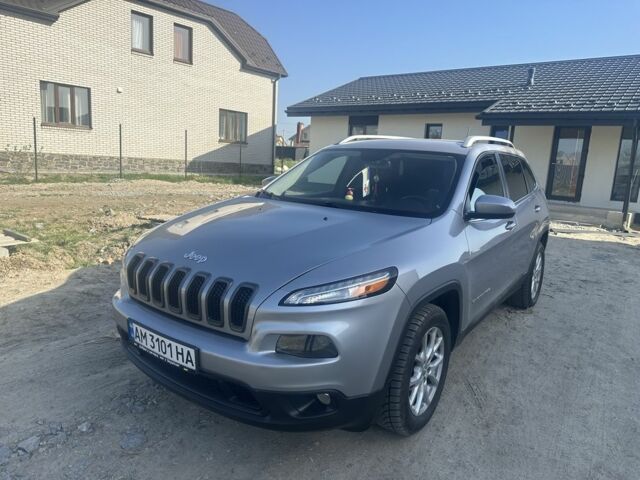 Сірий Джип Cherokee, об'ємом двигуна 2.4 л та пробігом 101 тис. км за 14500 $, фото 1 на Automoto.ua
