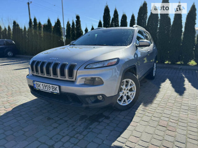 Сірий Джип Cherokee, об'ємом двигуна 2.36 л та пробігом 52 тис. км за 13600 $, фото 1 на Automoto.ua