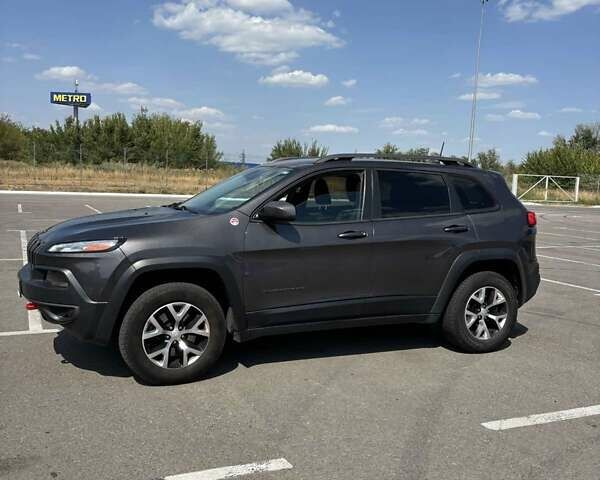 Сірий Джип Cherokee, об'ємом двигуна 2.36 л та пробігом 173 тис. км за 19000 $, фото 1 на Automoto.ua