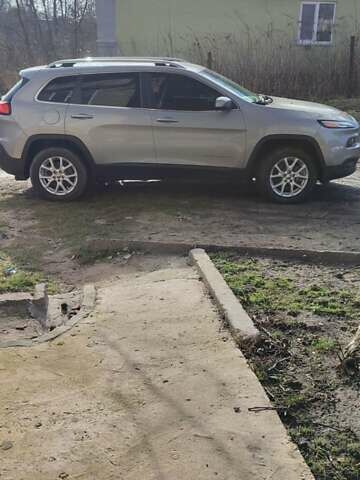 Сірий Джип Cherokee, об'ємом двигуна 2.36 л та пробігом 131 тис. км за 16200 $, фото 1 на Automoto.ua