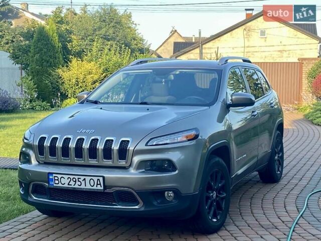 Сірий Джип Cherokee, об'ємом двигуна 2.36 л та пробігом 139 тис. км за 13500 $, фото 1 на Automoto.ua