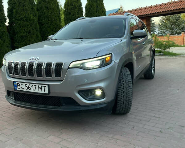 Сірий Джип Cherokee, об'ємом двигуна 2.4 л та пробігом 53 тис. км за 15999 $, фото 1 на Automoto.ua