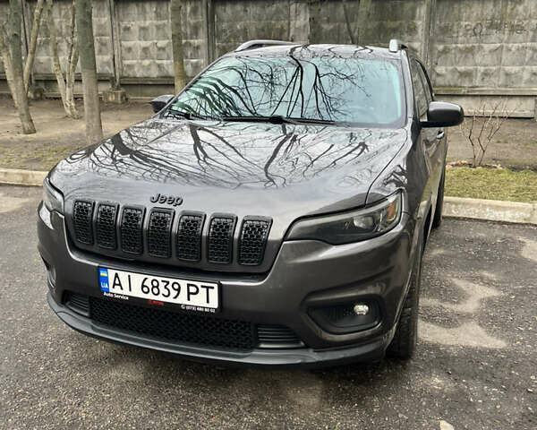 Сірий Джип Cherokee, об'ємом двигуна 2.36 л та пробігом 82 тис. км за 15999 $, фото 1 на Automoto.ua