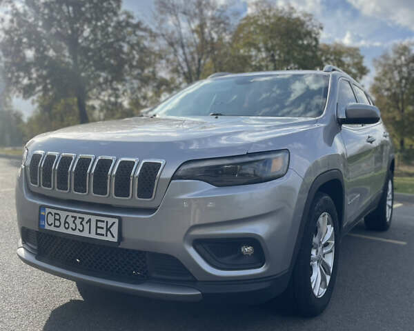 Серый Джип Чероки, объемом двигателя 3.24 л и пробегом 119 тыс. км за 14399 $, фото 1 на Automoto.ua