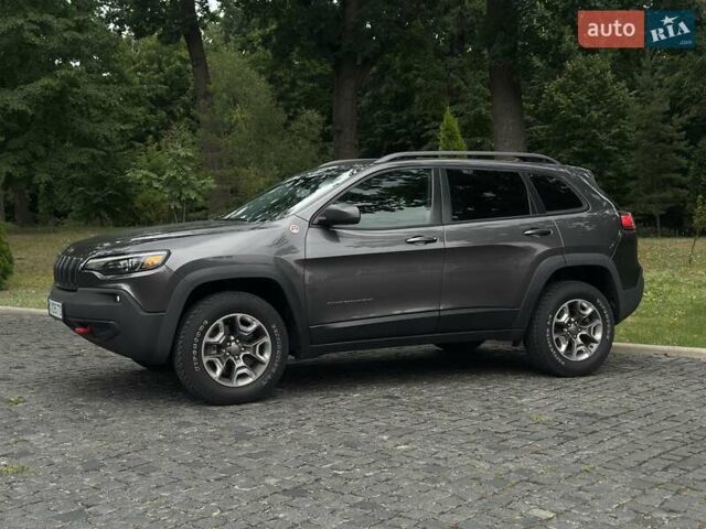 Сірий Джип Cherokee, об'ємом двигуна 1.99 л та пробігом 78 тис. км за 22500 $, фото 1 на Automoto.ua