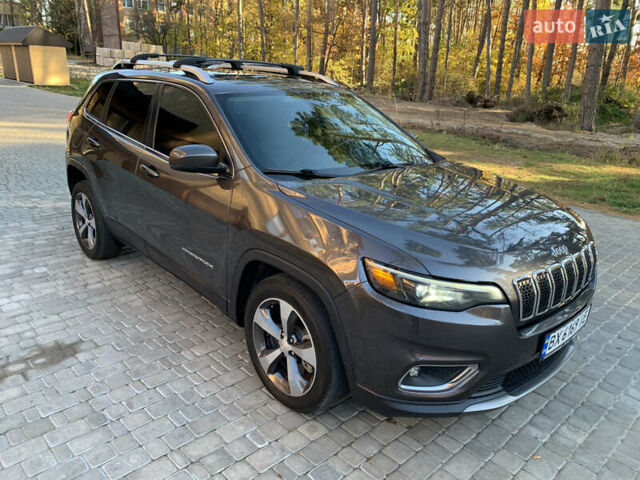 Сірий Джип Cherokee, об'ємом двигуна 2.36 л та пробігом 150 тис. км за 16600 $, фото 1 на Automoto.ua